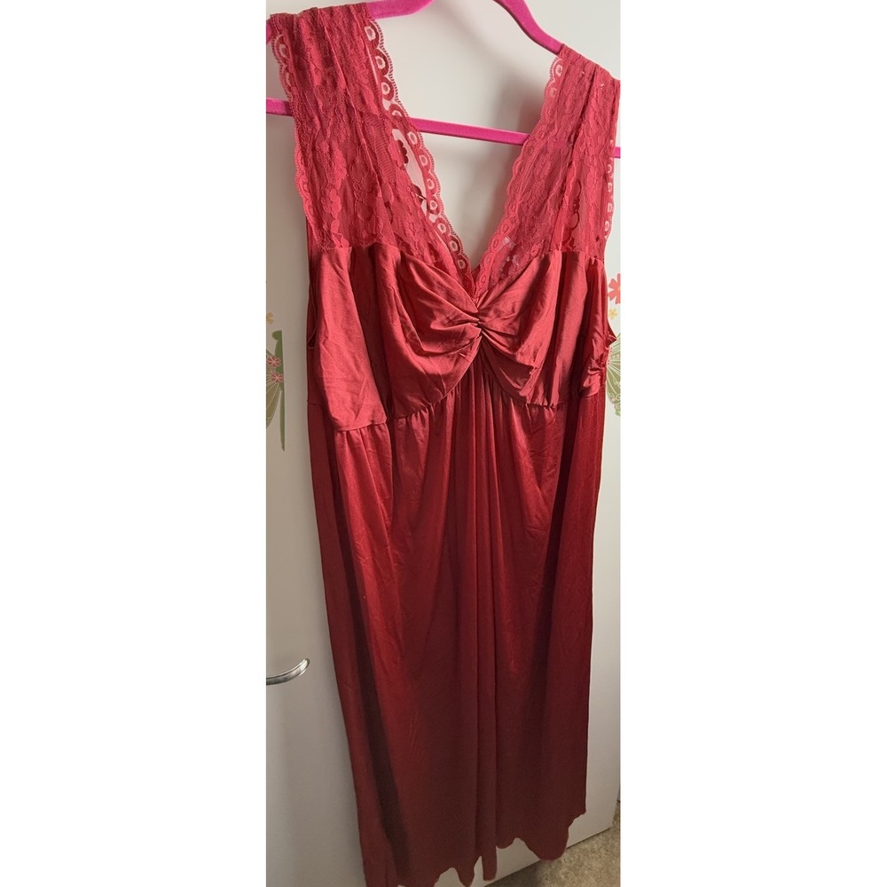 Red Lace-Trim Nightgown Robe